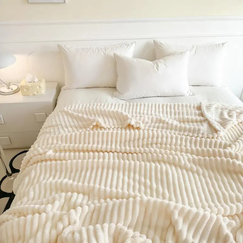 Solid Color Throw Blanket – Soft, Lightweight, All-Season Comfort – Throw Blankets from Comfy Lifestyle